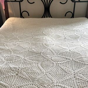 Elegant White Crochet Bedspread or Tablecloth